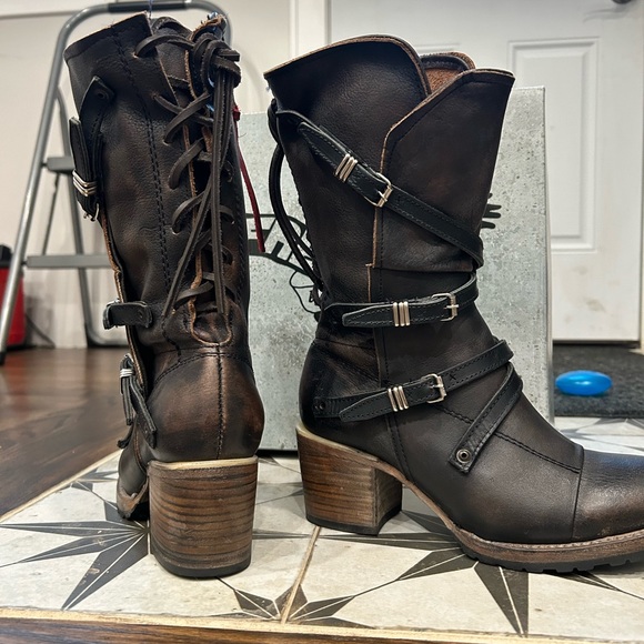 Freebird Cora boot size 8 - Picture 4 of 7